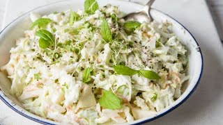 Recette  Salade de céleri facile et légère [upl. by Henleigh481]