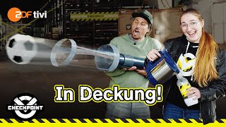 In Deckung Explosive Flaschen amp harte Bälle 👉 Ganze Folge  Checkpoint ZDF [upl. by Akeemahs773]