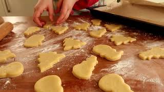 Biscuits de Noël  Recette Bredele  Biscuits Sablés  Butterbredele  Bredele Alsacien 👍🔝🎄 [upl. by Nomaid]