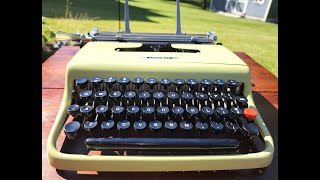 Olivetti Lettera 22 and 32 Typewriters [upl. by Reinald206]