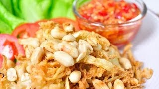 Thai Food Fried Papaya Salad Som Tum Tod [upl. by Lynnet181]