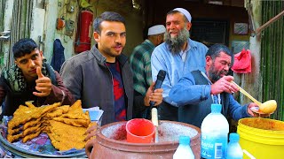 Afghani Bolani Recipe  گزارش ضیا از بولانی شیر آغا دوغ و چکنی وطنی [upl. by Savanna156]