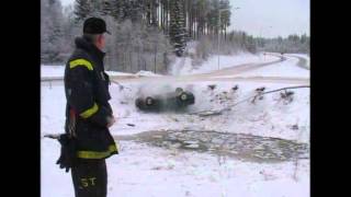 Car accident caught on camera by Swedish TV4s news team  Nyheterna TV4 [upl. by Graniah]