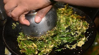 अस्सल गावरान पद्धतित बनवलेला ठेचा  Jhanjhanit Thecha Recipe In Marathi  Gavran Thecha Recipe [upl. by Charleton653]