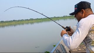 Não acreditava que tinha muito peixe nesse rio Pescaria no Pantanal [upl. by Drofdeb]