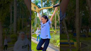 Mencoba bergantung keripikkentangmasboy shorts youtubeshorts comedy humor trending fyp [upl. by Roland]