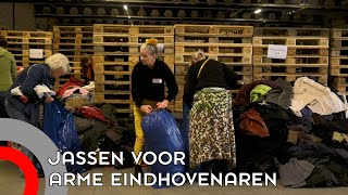 2700 jassen voor warmere winter Er zijn steeds meer mensen in Eindhoven die hulp nodig hebben [upl. by Anitteb386]