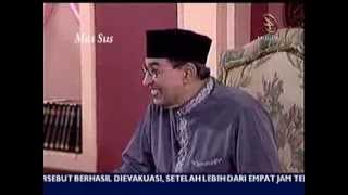 1425H Surat 114  An Naas  Manusia  Tafsir Al Mishbah MetroTV 2004 [upl. by Jarv]