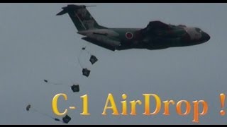 C1輸送機 物資空中投下amp空挺降下 美保基地航空祭2013┃JASDF C1 cargo aircraft Airborne amp Airdrop [upl. by Aztilay]