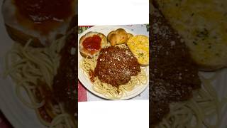 Pasta garlic breadchicken cutlet amp salad 🤤likeandsubscribe smallyoutuber fypyoutube [upl. by Oj980]