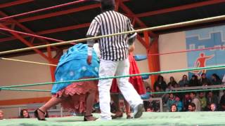 Cholitas Wrestling La Paz Bolivia [upl. by Asiled]