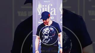 Shahrukh Khan Exclusive Skull Graphic Tshirt Price srk fashiontrends shorts [upl. by Isabelita]