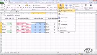 Excel 2010  222  Standaardmogelijkheden [upl. by Asiek]