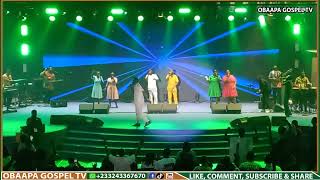 ADOM KIKI PERFORMS POPULAR GHANA GOSPEL SONGS MATWE AWRADE ANIM AT ESTHER SMITH LIVE CONCERT ACCRA [upl. by Alf]