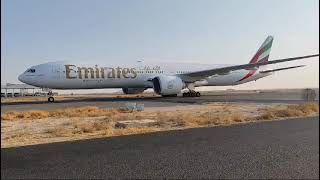 EMIRATES BOEING 77731H [upl. by Gerhan252]