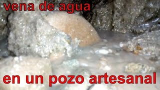 Secreto revelado Agua fluyendo en pozo artesanal aljibe [upl. by Htebezile]