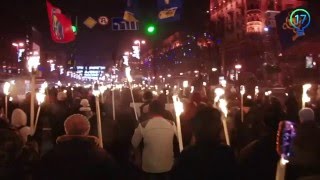 В Киеве проходит факельное шествие в честь дня рождения Степана Бандеры Прямой эфир [upl. by Lough]