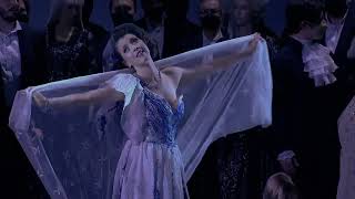 Lisette Oropesa  Lucias Mad Scene Spargi Damaro Pianto  Donizetti Lucia di Lammermoor [upl. by Elehcar62]