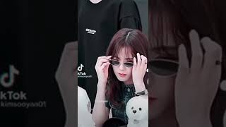 181 JISOO sooyaaa blackpink loveee blackpinklisa black [upl. by Anneg]