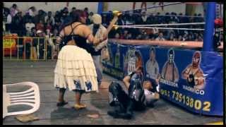 Bolivian Cholita Womens Wrestling [upl. by Philpot]