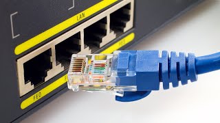 Configurer une connectivité entre deux PC qui passe par un routeur Cisco [upl. by Annawaj]