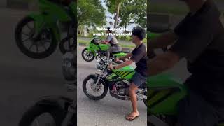 Jii 🥵🥵🤣😭 fizr2stroke fizrmodifikasi 2strokeindonesiaid [upl. by Aerdnaxela613]