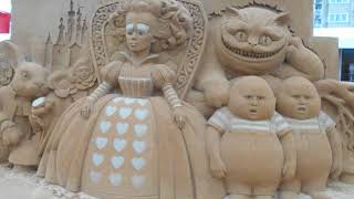 zandsculptuur 2015 Frozen Walt Disney Oostende zandsculpturen [upl. by Oreves]