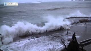 Temporal olas El Sardinero Santander 3 marzo 2014 [upl. by Snapp293]