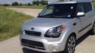 2012 Kia Soul Exclaim houndstooth interior with moonroof [upl. by Ynavoj5]