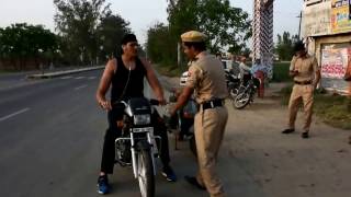 After chokeslaming two Police Constable Shanky Singh was finally stopped at a Police checking Nakka [upl. by Otanutrof]