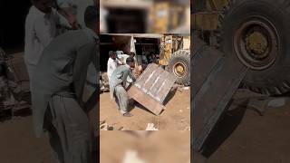 Excavator new bucket Tacking with hand and welding shorts welding [upl. by Denise906]