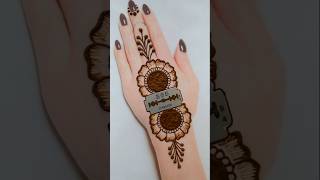 Back hand mehndi design  simple mehndi designshorts mehndi ytshorts trending shortvideo [upl. by Edmondo336]