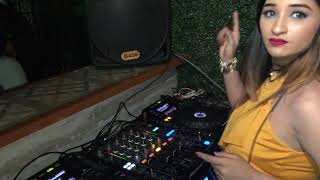 Dj Piyu Playing Live Dum Maro Dum At Backstage Club  Pune  Bollywood Retro Songs [upl. by Samuella]