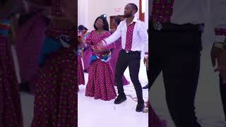 Congolese Wedding Entrance Dance Afro Mbokalisation SondasiLuundo [upl. by Lananna176]