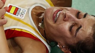 Paris Olympics 2024 Carolina Marin In Tears AfterInGame Injury Read Video [upl. by Erl622]