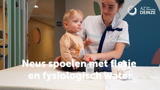 Hoe neus spoelen met een flesje bij kinderen [upl. by Murray821]