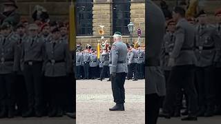 Regimentsgruß🦅🇩🇪Parade der Bundeswehr militär tradition soldaten marschmusik osh dresden [upl. by Nylyak37]