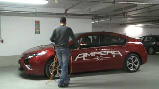 Opel Ampera  Probefahrt mit dem Elektroauto für alle [upl. by Templas295]