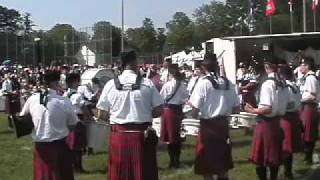 Toronto Police Pipe Band Gr1 Georgetown Highland Games 2008 [upl. by Xonk]