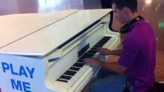 Patriotica Costarricense piano [upl. by Yebot]