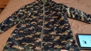 Big 5 Sporting Goods Sherpy Zipup Reversible Sherpa Hoodie Woodland CamoOlive Video Review [upl. by Aleinad]