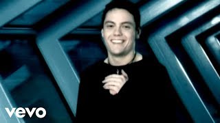 Tiziano Ferro  Alucinado Official Video [upl. by Araet482]