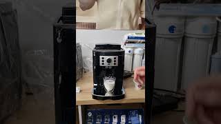 Delonghi Magnifica S  Капучино вручну  рецепт [upl. by Nadda111]