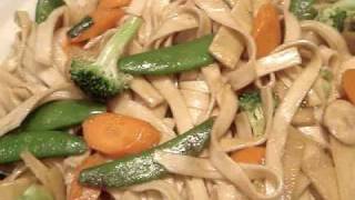 Vegetable Lo Mein Recipe [upl. by Lecroy]