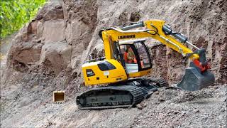 Liebherr R920 Compact RC 1145 [upl. by Nahij619]