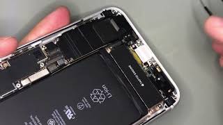 Como consertar o som alto falante do iPhone 8 Plus [upl. by Shornick]