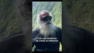 Tu alegría y tu desdicha son causadas desde tu interior  Sadhguru Español voz doblada con IA [upl. by Htezil252]