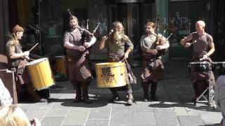 bagpipe musica celtica  glasgow 2011  CLANADONIA  Hamsterheid panasonic sd90 full hd [upl. by Pavlish]