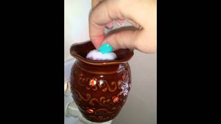 How to change Scentsy Mini Warmer wax with no mess [upl. by Layol316]