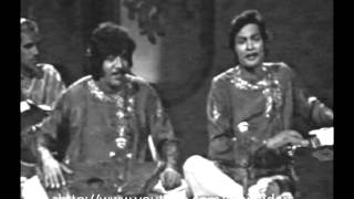 Path Bole Dao Mago  Usha Mangeshkar  Tumi Kato Sunder  Bengali Movie Songs [upl. by Raina]